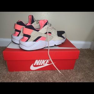 Women’s Nike Air Huarache